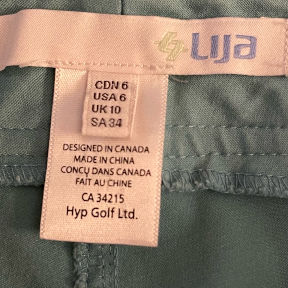 LIJA GOLF SHORTS - Picture 3 of 3
